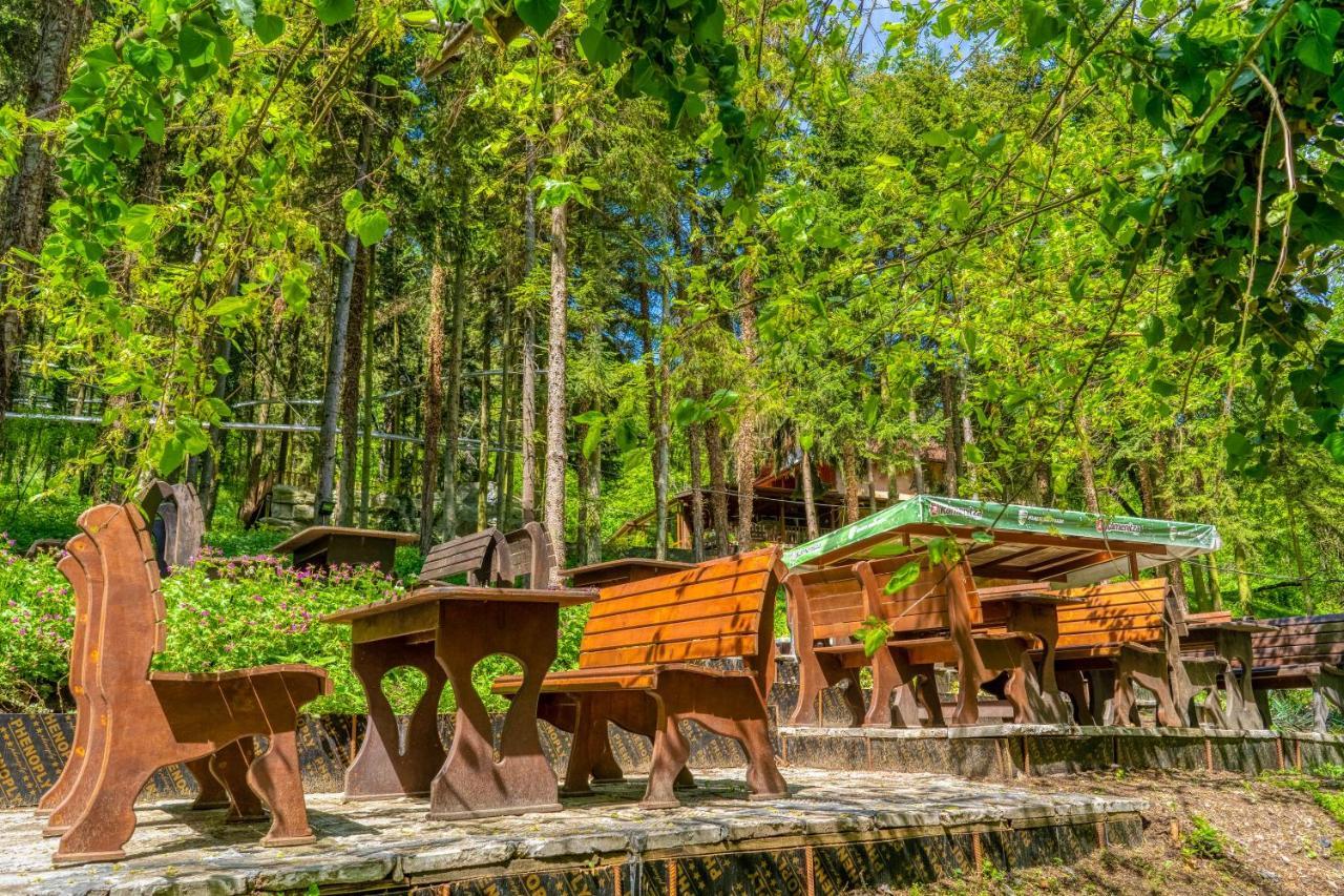 Крушун - Единствена На Метри От Водопадите, Krushun - The Only Stay Just Meters From The Waterfalls クルシュナ エクステリア 写真