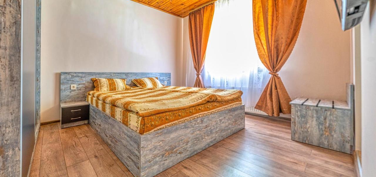 Крушун - Единствена На Метри От Водопадите, Krushun - The Only Stay Just Meters From The Waterfalls クルシュナ エクステリア 写真