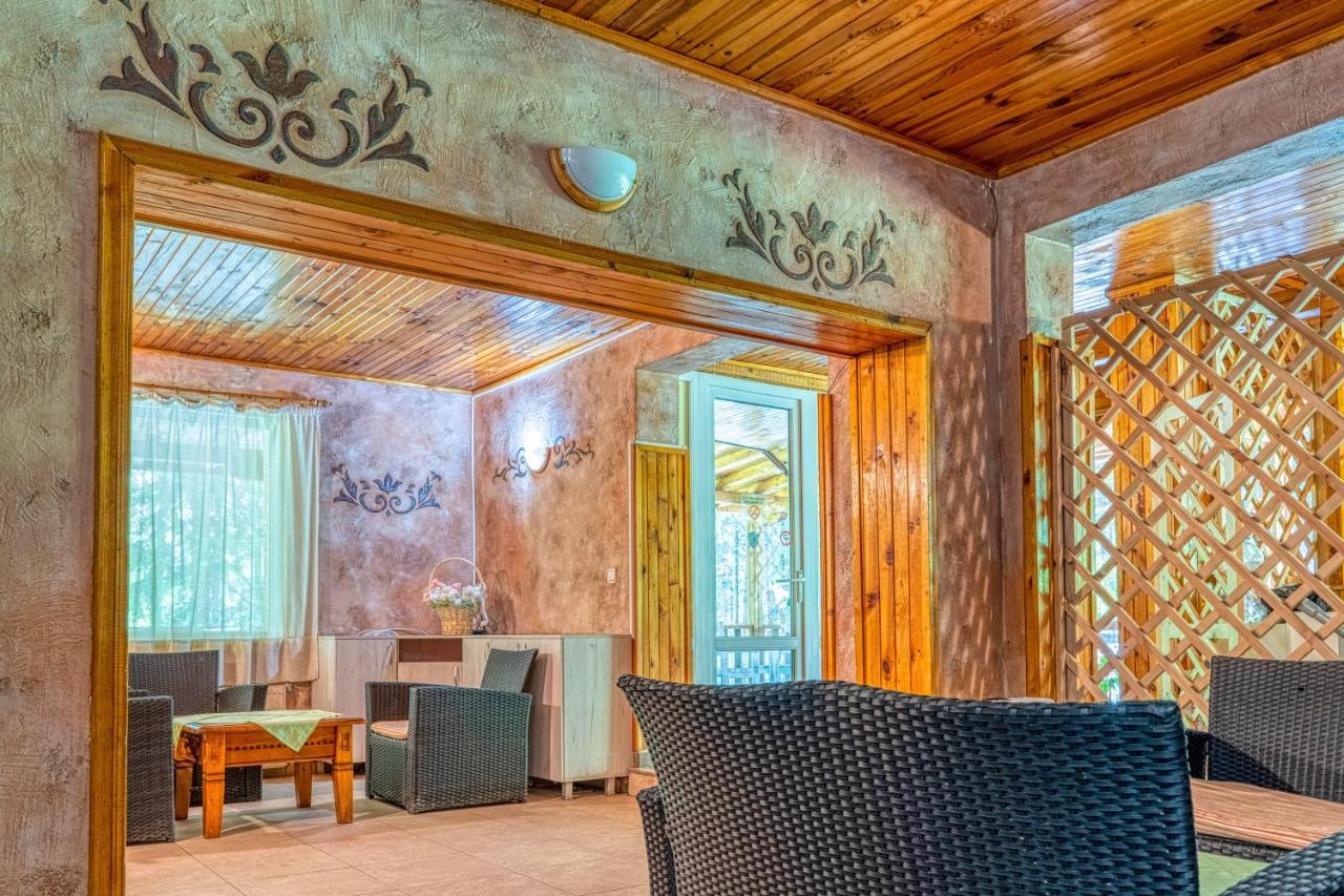 Крушун - Единствена На Метри От Водопадите, Krushun - The Only Stay Just Meters From The Waterfalls クルシュナ エクステリア 写真