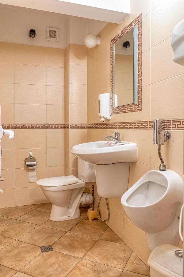 Крушун - Единствена На Метри От Водопадите, Krushun - The Only Stay Just Meters From The Waterfalls クルシュナ エクステリア 写真