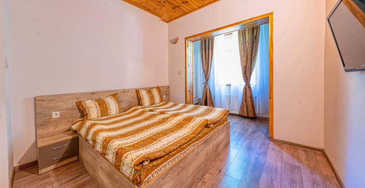 Крушун - Единствена На Метри От Водопадите, Krushun - The Only Stay Just Meters From The Waterfalls クルシュナ エクステリア 写真