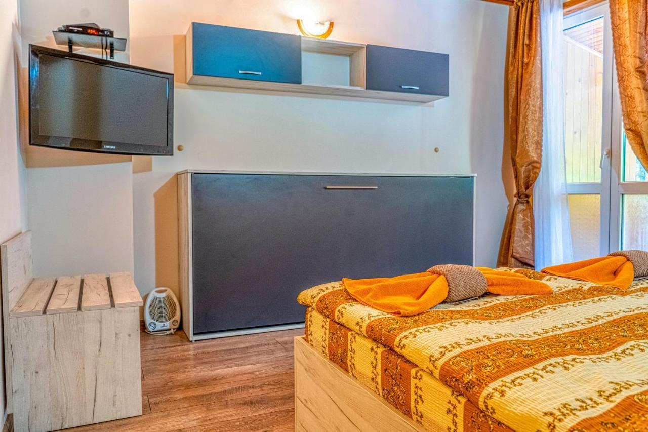 Крушун - Единствена На Метри От Водопадите, Krushun - The Only Stay Just Meters From The Waterfalls クルシュナ エクステリア 写真