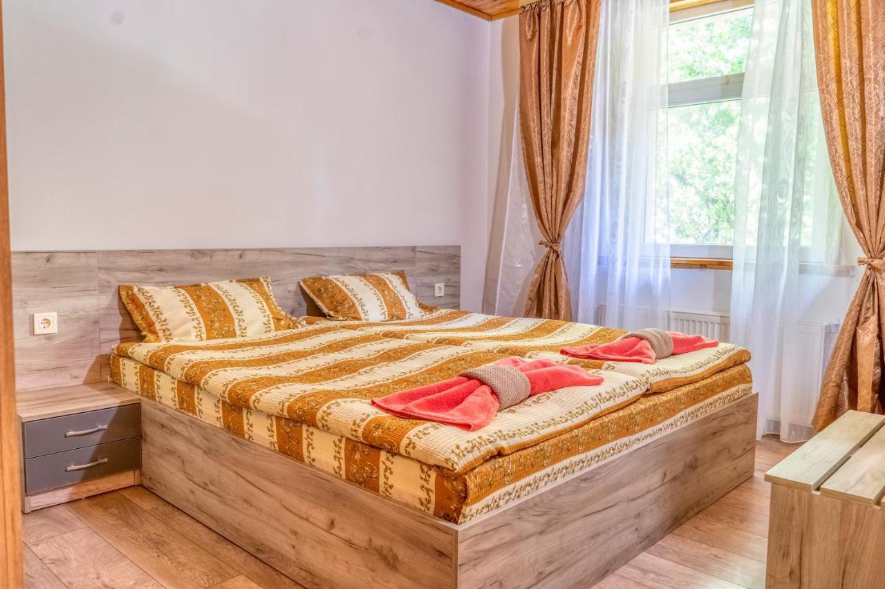 Крушун - Единствена На Метри От Водопадите, Krushun - The Only Stay Just Meters From The Waterfalls クルシュナ エクステリア 写真